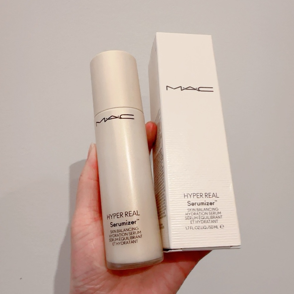 MAC HYPER REAL SERUMIZER SKIN BALANCING HYDRATION SERUM 1.7OZ / 50ML  $90